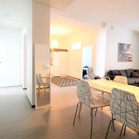 Apartment And Spacious For 4