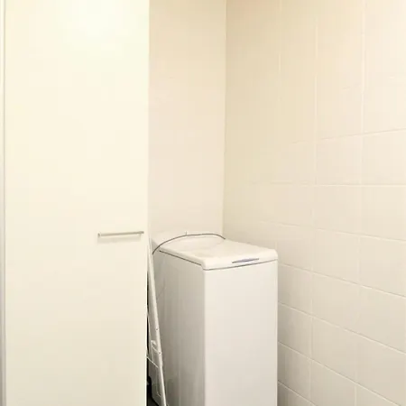 And Spacious For 4 Apartment *