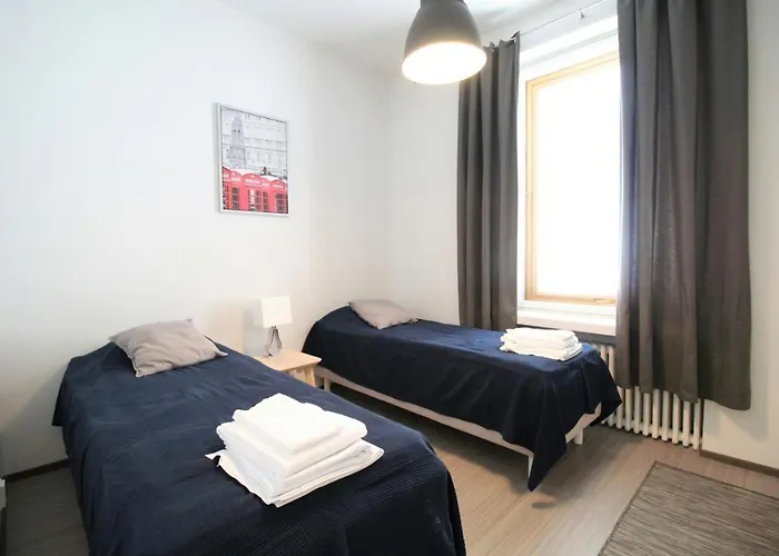 דירה And Spacious For 4 *